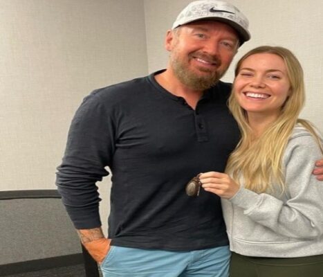 Comedian Chad Daniels girlfriend Kelsey Cook age and wife